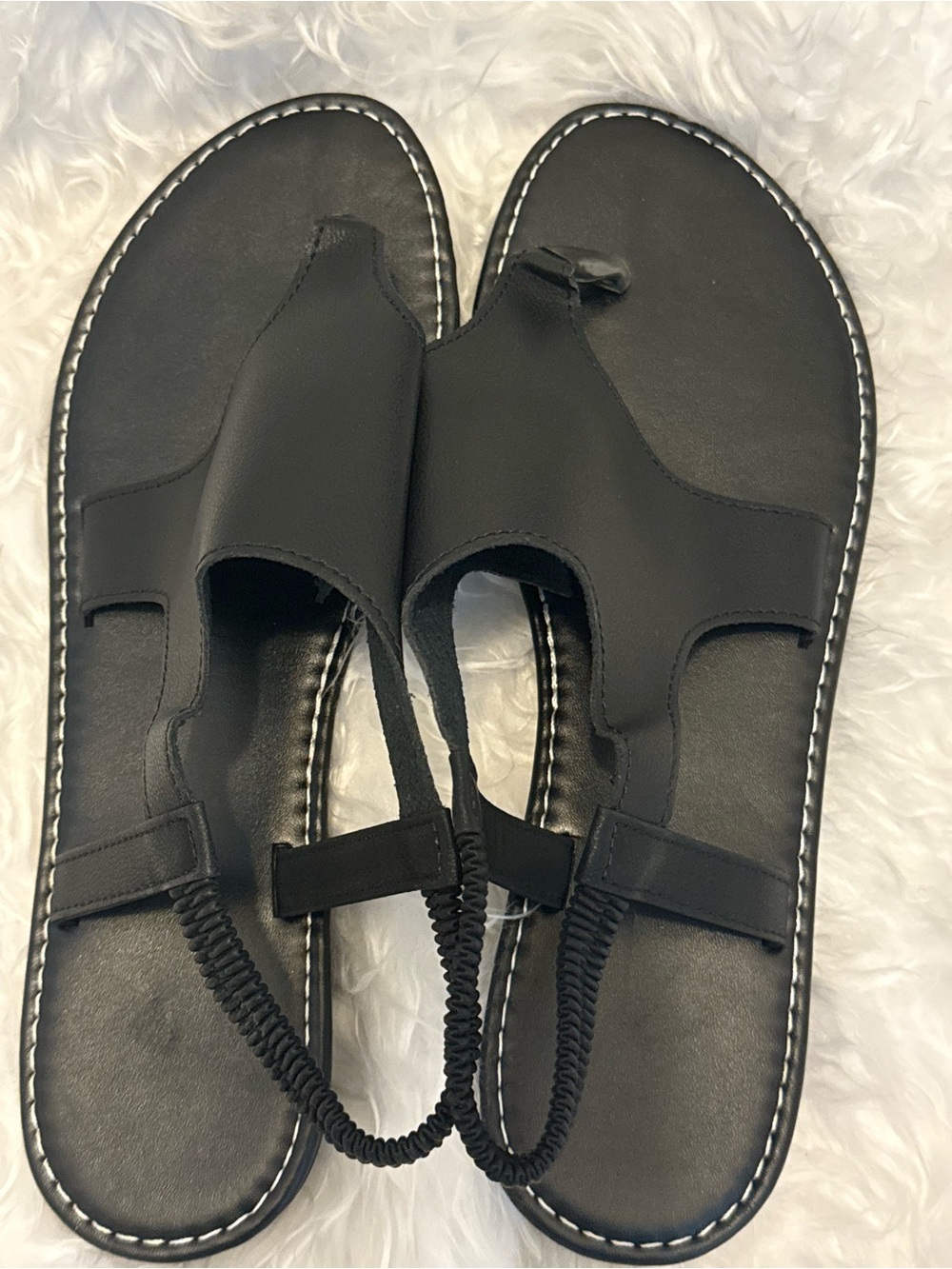 Women’s Black Slingback Toe-Loop Sandals